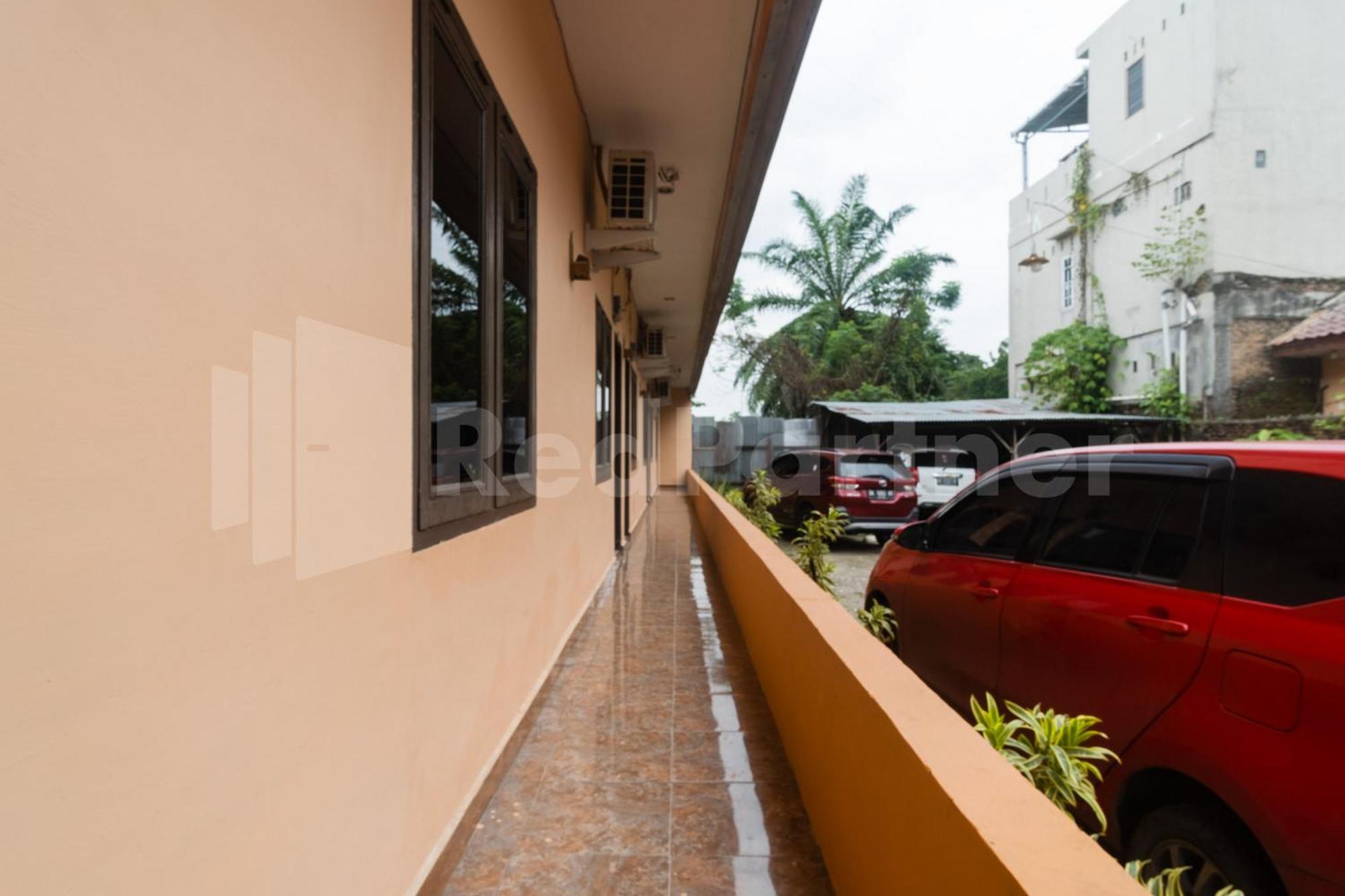 Teratai Guesthouse At Rs Adam Malik Medan Mitra Reddoorz Buitenkant foto