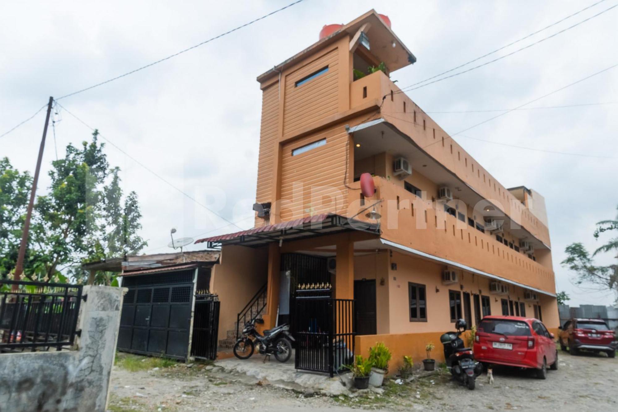 Teratai Guesthouse At Rs Adam Malik Medan Mitra Reddoorz Buitenkant foto